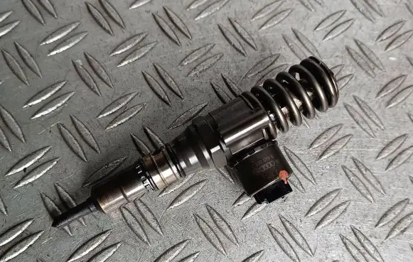 Mitsubishi Outlander Fuel injector 03G130073G 0414720404