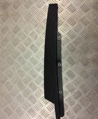 Alfa Romeo Stelvio Front door glass trim molding 156108445