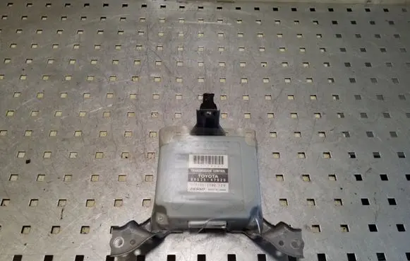 Toyota Prius (XW20) Gearbox control unit/module 8953547020 0791001780