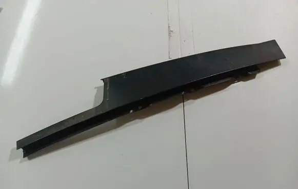 Opel Astra J Other front door trim element 13303937