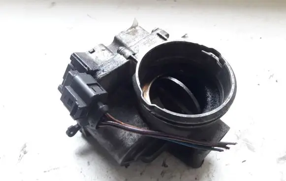 Skoda Octavia Mk2 (1Z) Engine shut-off valve 