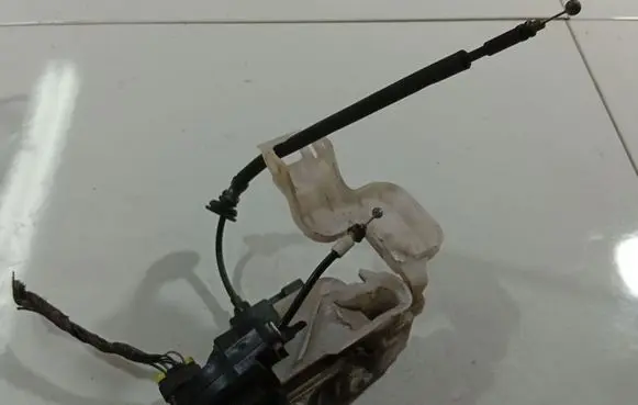 KIA Ceed Rear door lock 