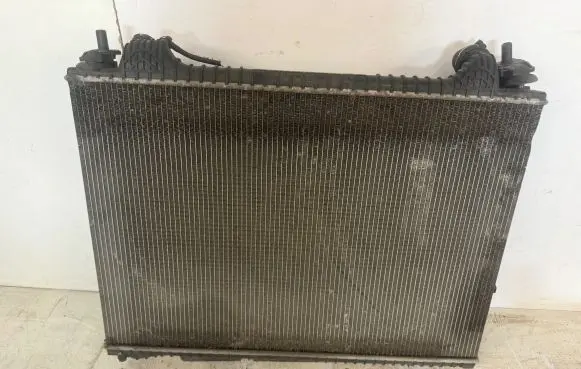 Jaguar F-Pace Coolant radiator HK838C607AE HK838005DB