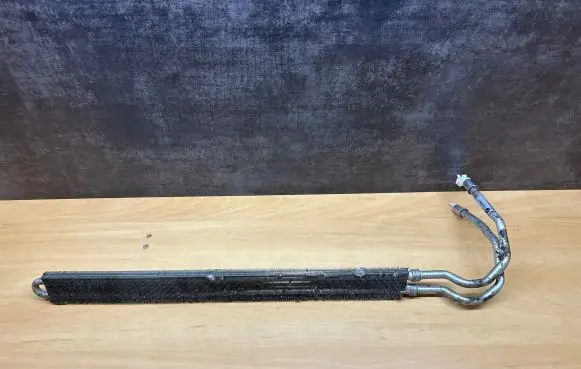 BMW 5 E60 E61 Power steering radiator 7800369