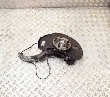 Front wheel hub