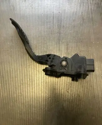Citroen C-Crosser Accelerator throttle pedal MN101543 07276C2B 47864695363