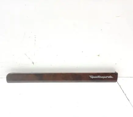 Maserati Quattroporte Dashboard glove box trim 67302000 31460515 18325