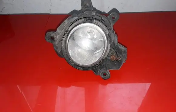 KIA Carens II Front fog light 922021D0