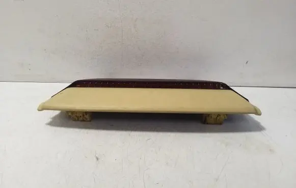 Volkswagen Phaeton Third/center stoplight 3D0945097 3D0945121 3D0945135B