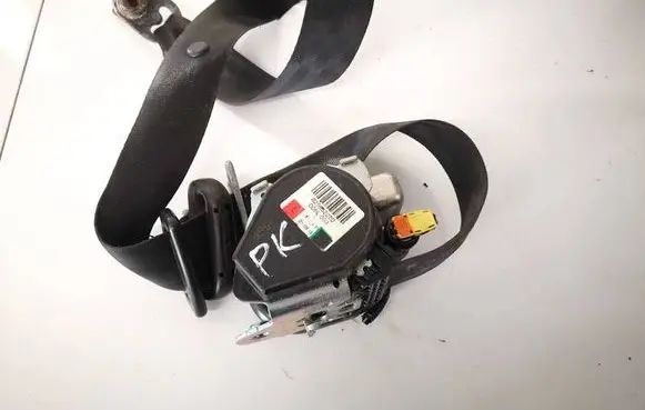 Ford Focus Front seatbelt bm5161295adw bm51-61295-adw