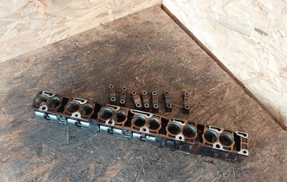 BMW 5 E39 Other engine bay part 1748042