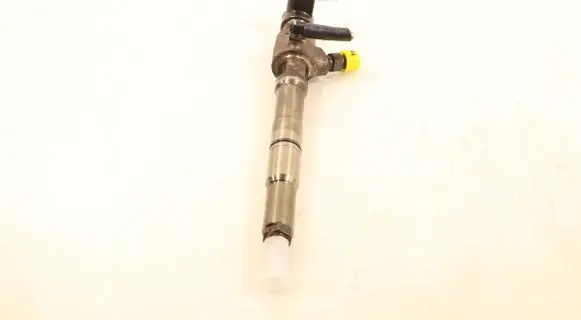Skoda Fabia Mk2 (5J) Fuel injector 03L130277B