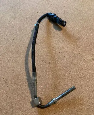 Mercedes-Benz GLC X253 C253 Exhaust gas temperature sensor A0009056904