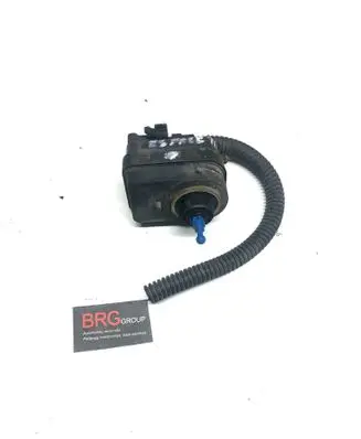 Renault Espace III Headlight level adjustment motor K770041534 30666325