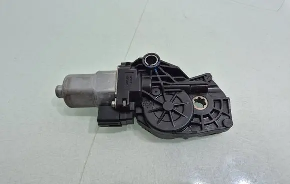 Infiniti QX60 L50 Seat adjustment motor 234594921200 WR14A008