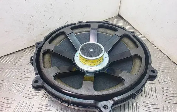 Land Rover Range Rover Sport L320 Subwoofer speaker XQA500080