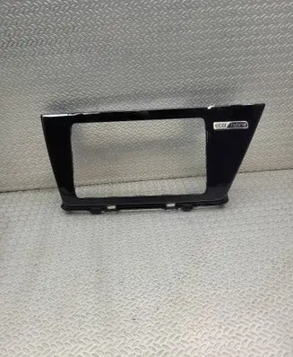 KIA Niro Radio/GPS head unit trim 84740G5000