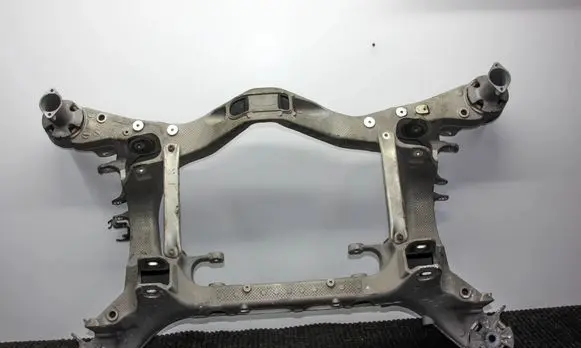 Porsche Panamera (970) Rear subframe 970331151 97033105105