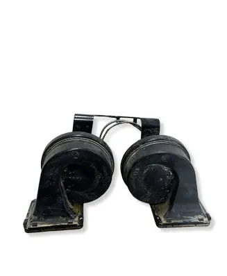 Chevrolet Camaro Horn signal 23467528 000099 DC0661