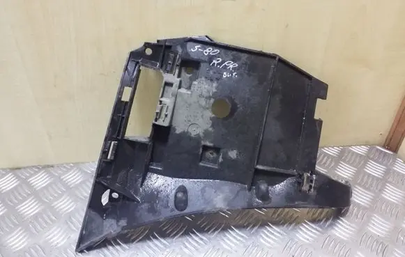 Volvo S80 Front bumper mounting bracket 08693043
