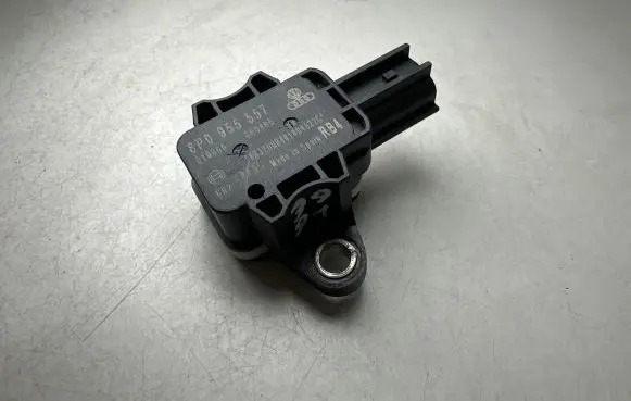 Audi A3 S3 A3 Sportback 8P Airbag deployment crash/impact sensor 8P0955557 010866 060405