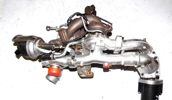 Volkswagen Transporter - Caravelle T5 Turbo 03L145715J 5304-0139