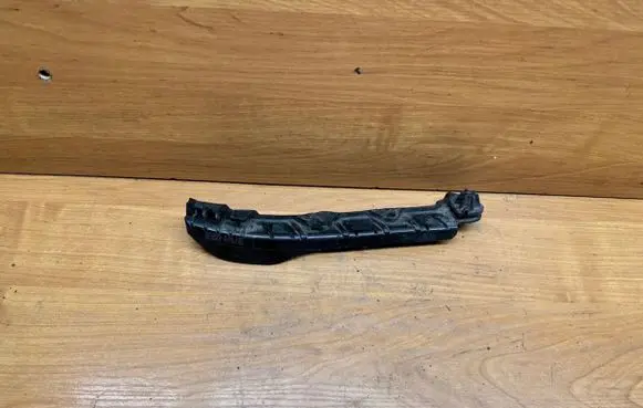 BMW 5 E60 E61 Front bumper mounting bracket 7178077 11460915