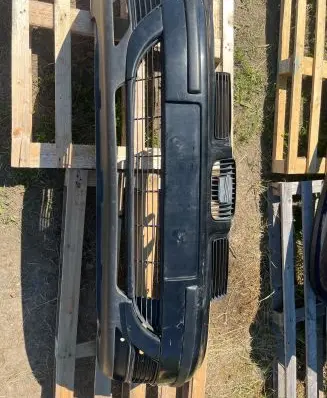 Seat Toledo II (1M) Front bumper 0400401
