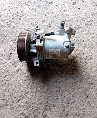Dacia Dokker Air conditioning (A/C) compressor (pump) 926008367R