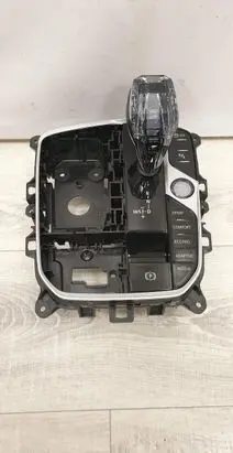 BMW 8 G15 Gear shifter/selector 5A1DE03