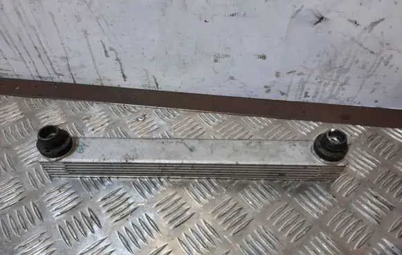 Volkswagen PASSAT B7 USA Gearbox / Transmission oil cooler 79D272