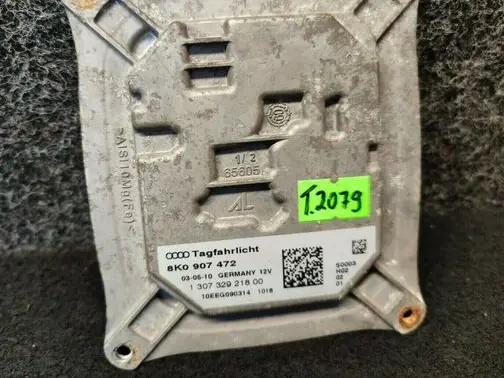 Audi A4 S4 B8 8K Headlight ballast module Xenon 8K0907472