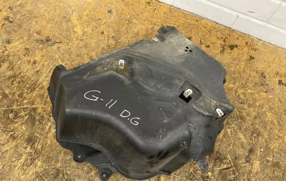 BMW 7 G11 G12 Front bumper skid plate/under tray 7351646