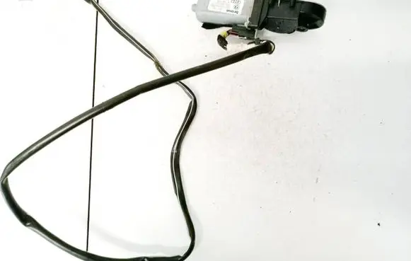 Skoda Superb B5 (3U) Seat adjustment motor 198154104
