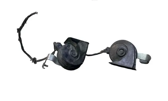 Volvo V60 Horn signal 31693050 31693051 A046522