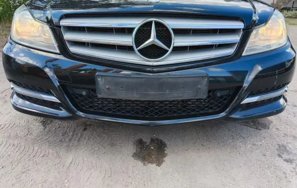 Mercedes-Benz C W204 Front bumper