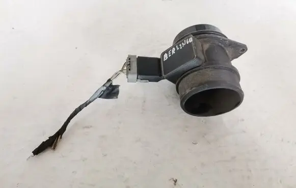 Citroen Berlingo Mass air flow meter 5WK9621 9629471080