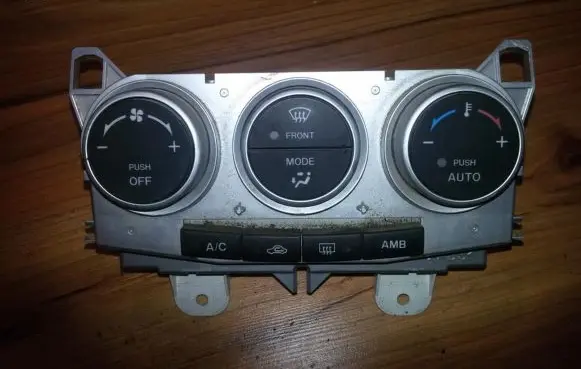 Mazda 5 Climate control unit