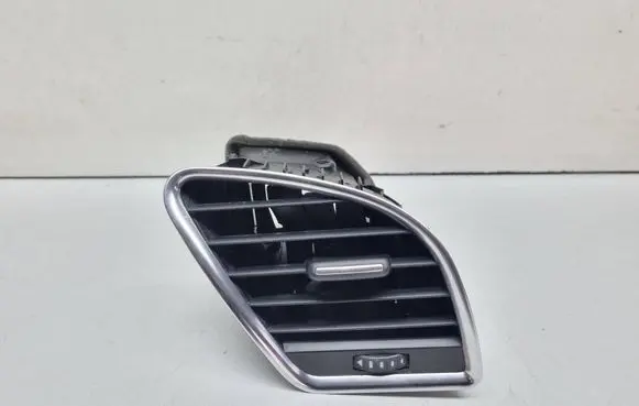 Audi A4 S4 B8 8K Dashboard side air vent grill/cover trim 8T1820902C