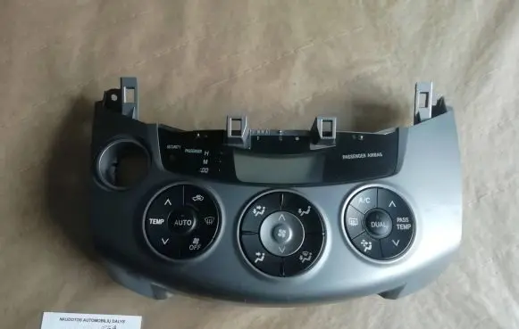 Toyota RAV 4 (XA30) Climate control unit 5590042250 4554202030
