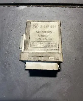BMW 3 E46 Glow plug pre-heat relay 2247664 72RB511