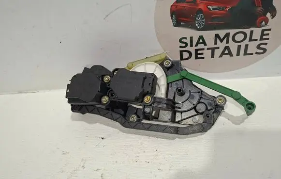Volkswagen Golf IV Air flap motor/actuator 75622G 130404
