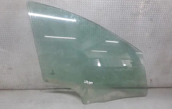 Peugeot 407 Front door window glass four-door