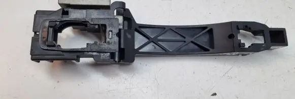 Rear door exterior handle/bracket