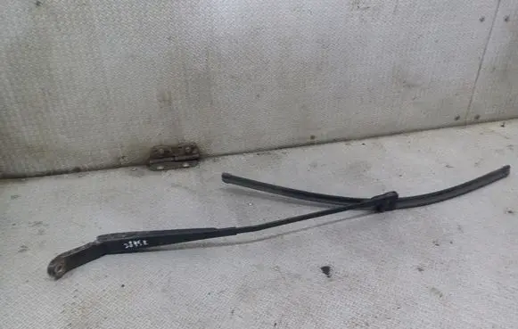Peugeot 407 Windshield/front glass wiper blade 