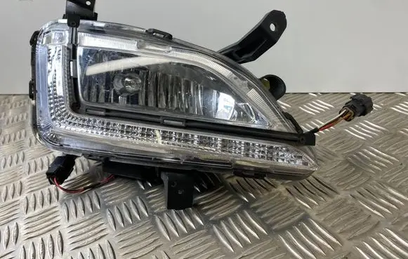 Hyundai Tucson TL Front fog light 92202D76