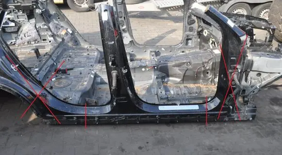 Mercedes-Benz GLC C253 Side car body part 