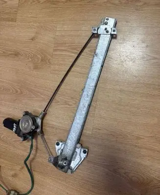 Mitsubishi Sigma Front door window regulator with motor