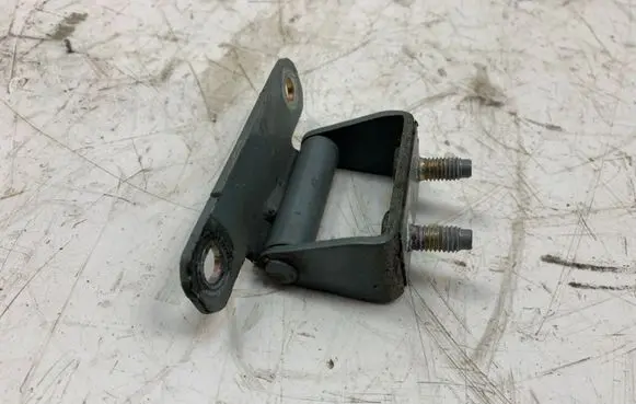 Hyundai Tucson JM Tailgate/trunk/boot hinge