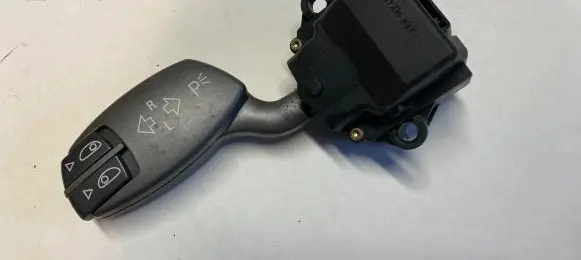 BMW 7 E65 E66 Indicator stalk 6911516 6911516B